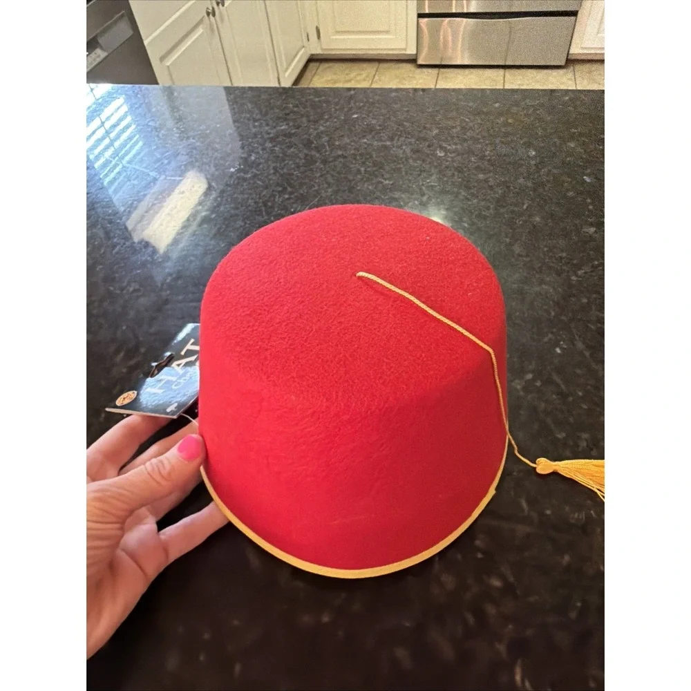 Red Felt Fez Hat Cap Yellow Tassel Costume Dance Theatre Rubies Hat Chapeau